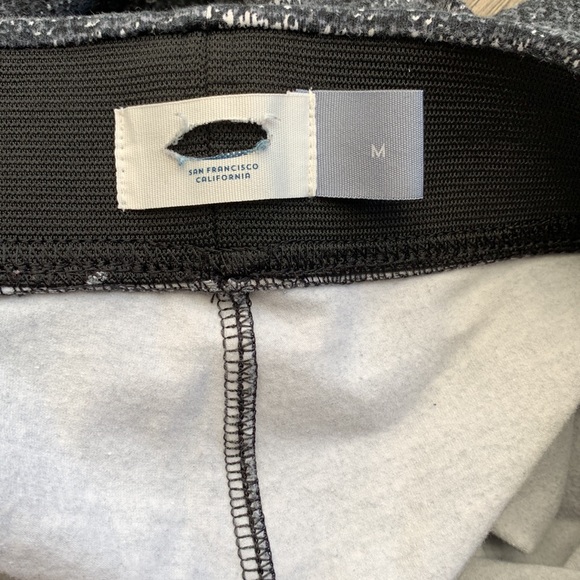 Fleece lined leggings black and white Sz ~> Medium - Picture 4 of 4